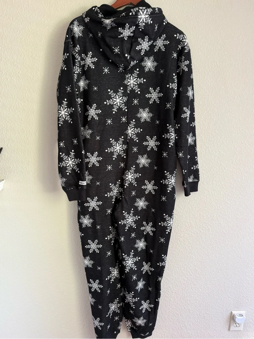 Fabletics Snowflake Print Fleece Jumpsuit Onesie Size Medium